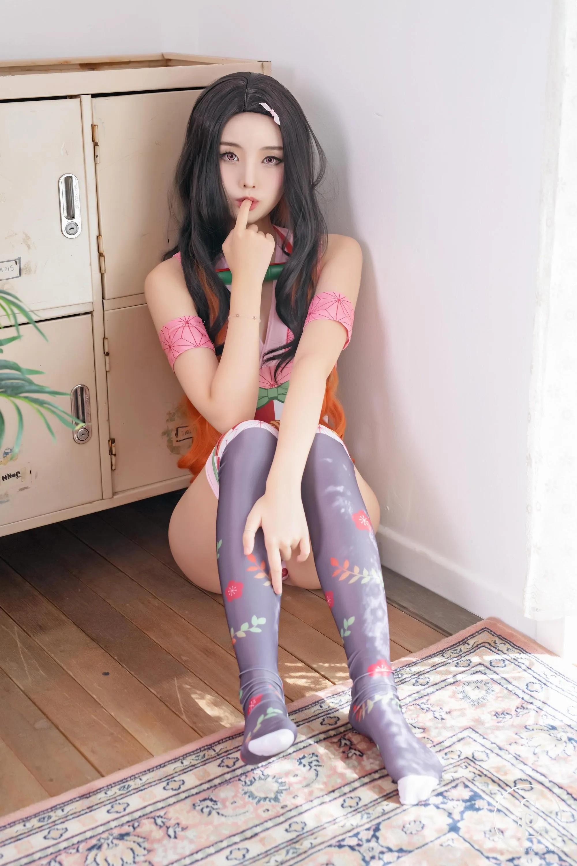 NO.008 SAINT Photolife – Yuna 유나 – Nezuko x Shinobu [34P]插图1